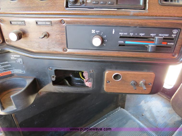 image for item B2355 1997 Freightliner FLD manure spreader semi truck