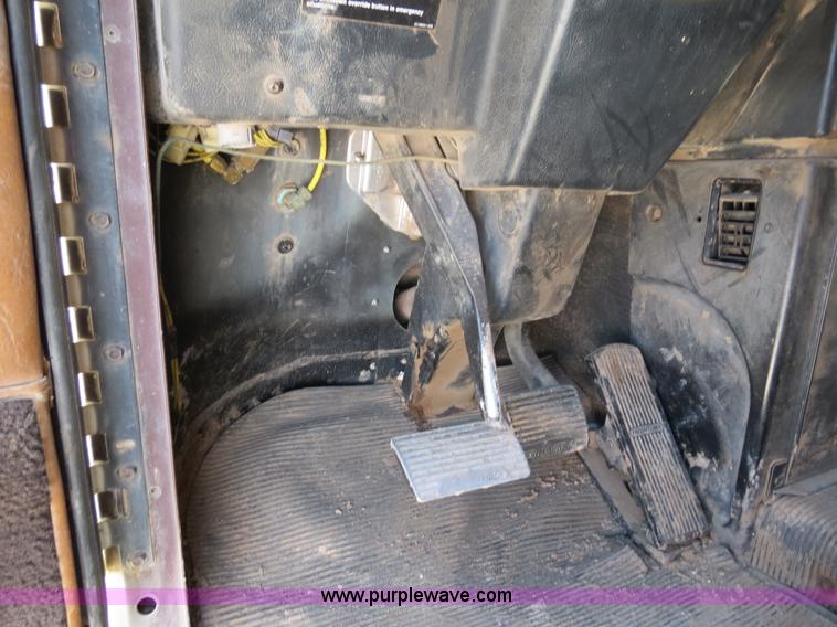 image for item B2356 1997 Freightliner FLD manure spreader semi truck