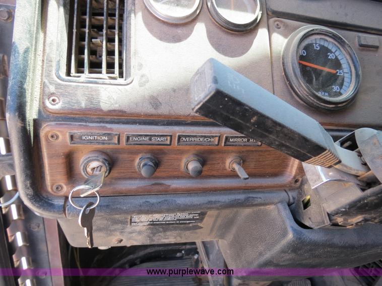 image for item B2356 1997 Freightliner FLD manure spreader semi truck