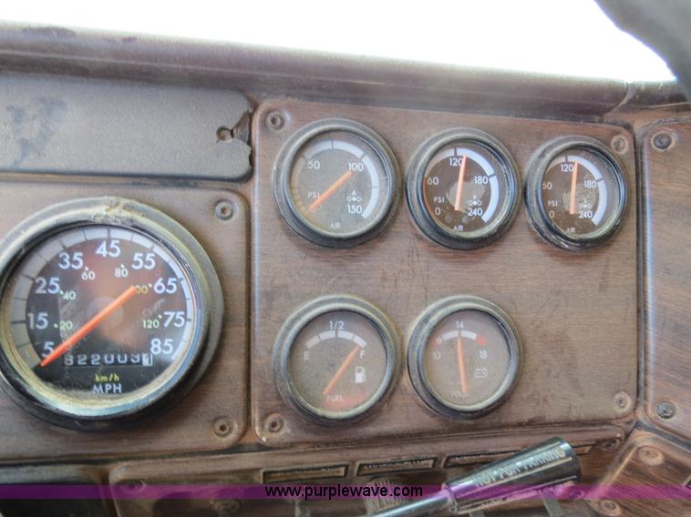 image for item B2356 1997 Freightliner FLD manure spreader semi truck