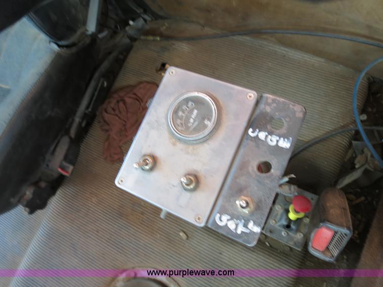 image for item B2356 1997 Freightliner FLD manure spreader semi truck