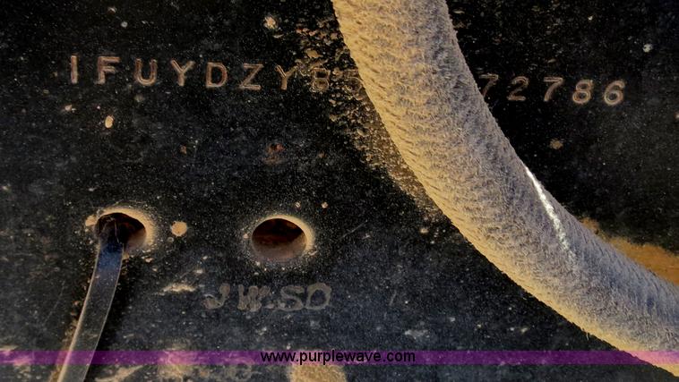 image for item B2356 1997 Freightliner FLD manure spreader semi truck