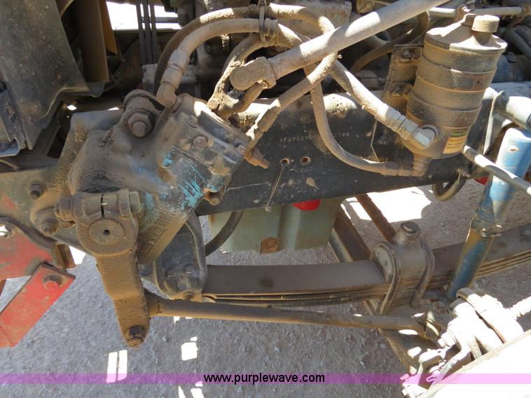 image for item B2356 1997 Freightliner FLD manure spreader semi truck