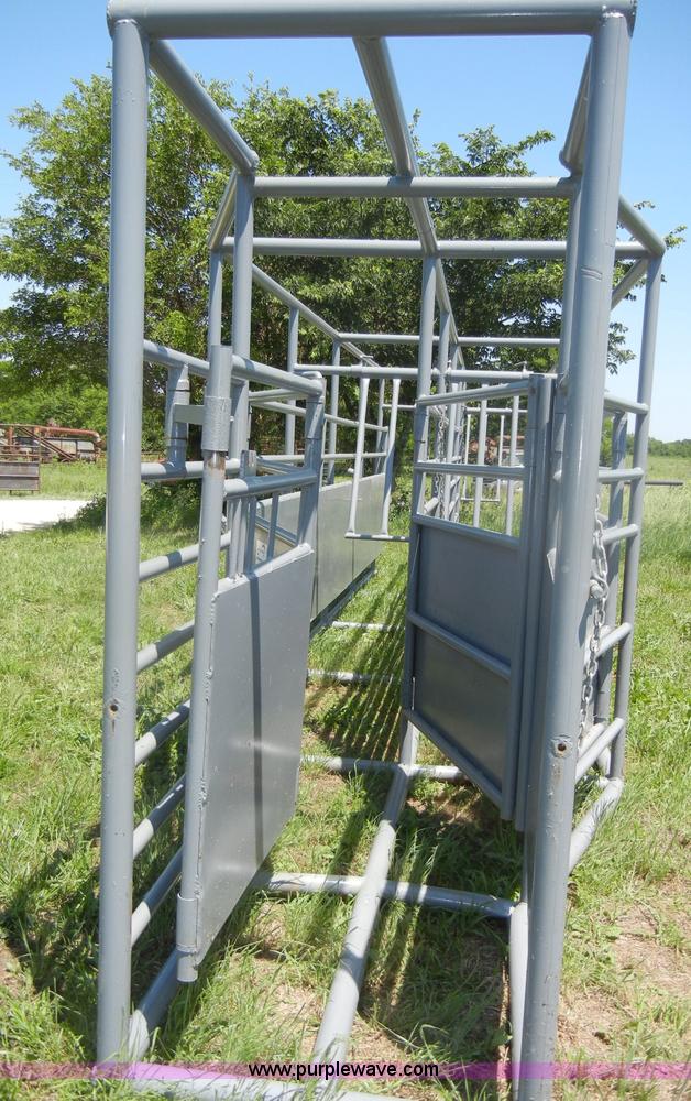 image for item D4096 Portable two lane alley