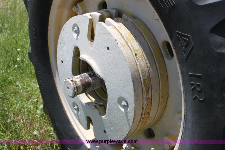 image for item D5014 1973 John Deere 4430 tractor