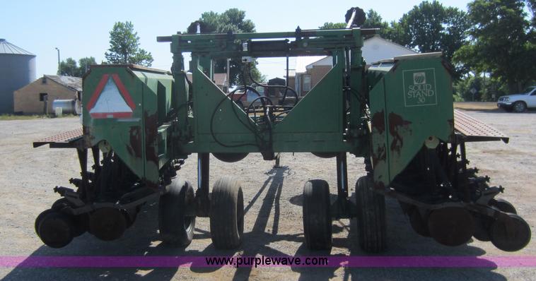 image for item D5525 Great Plains Solid Stand 30 grain drill