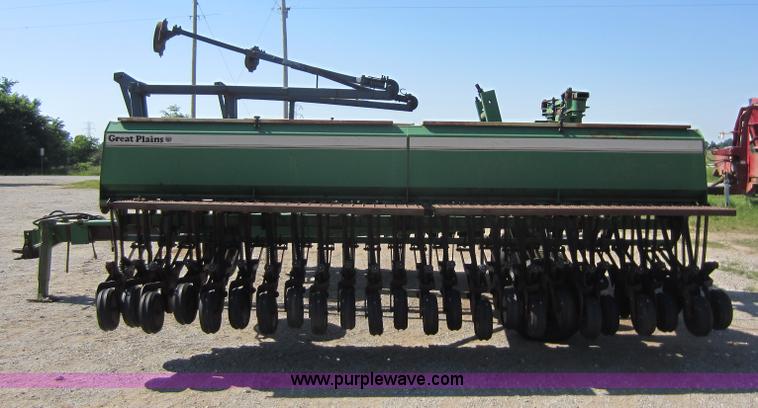 image for item D5525 Great Plains Solid Stand 30 grain drill