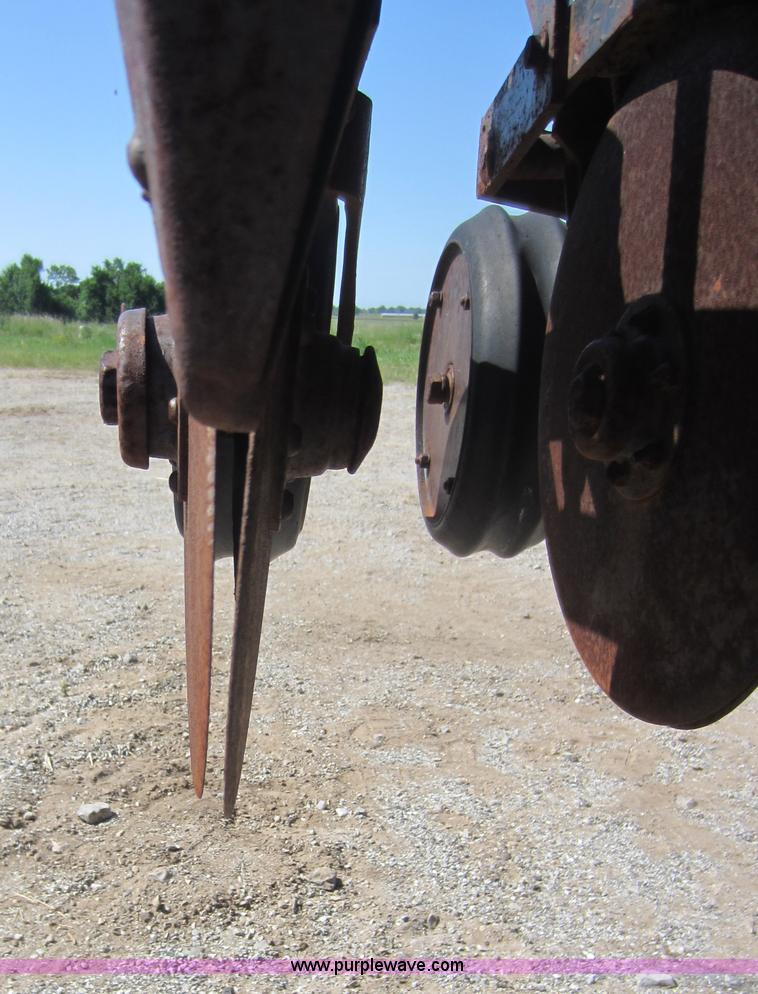 image for item D5525 Great Plains Solid Stand 30 grain drill