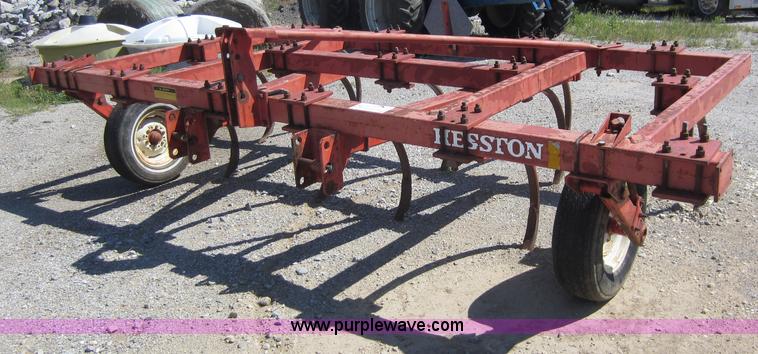 image for item D5526 Hesston 2310 chisel plow