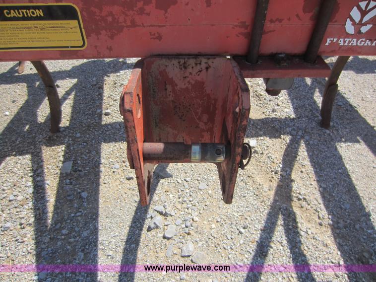 image for item D5526 Hesston 2310 chisel plow