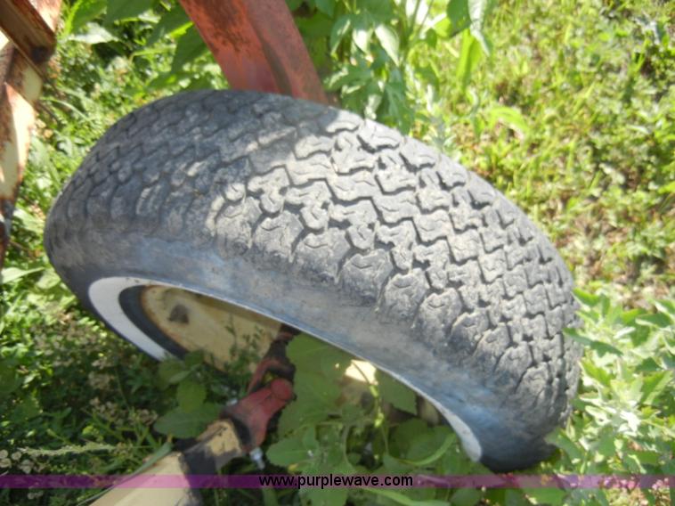 image for item N9763 New Holland 56 side rake