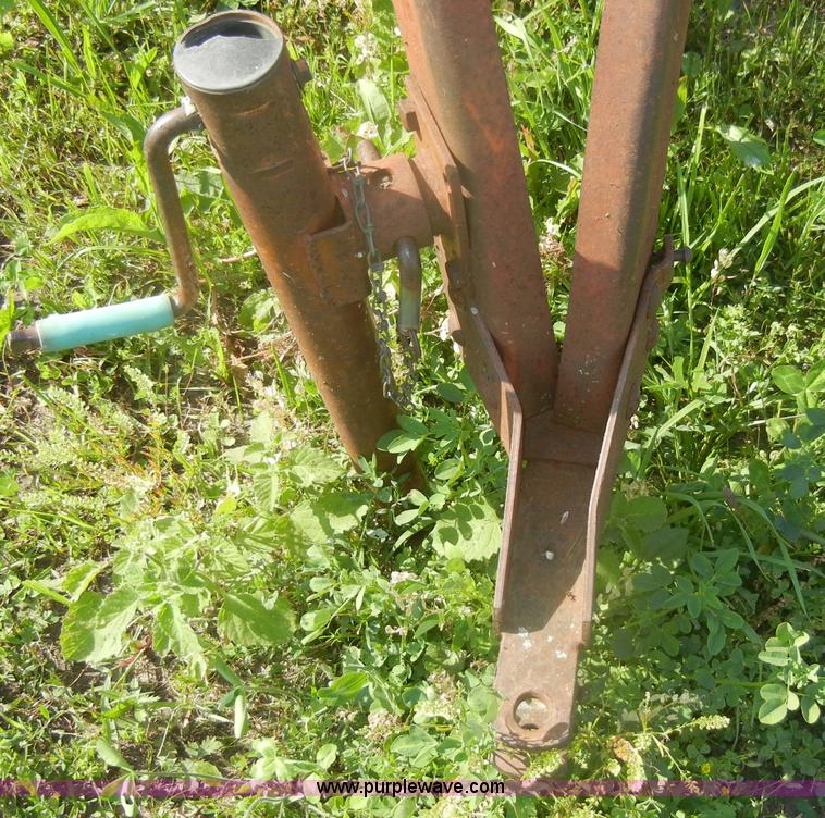 image for item N9763 New Holland 56 side rake