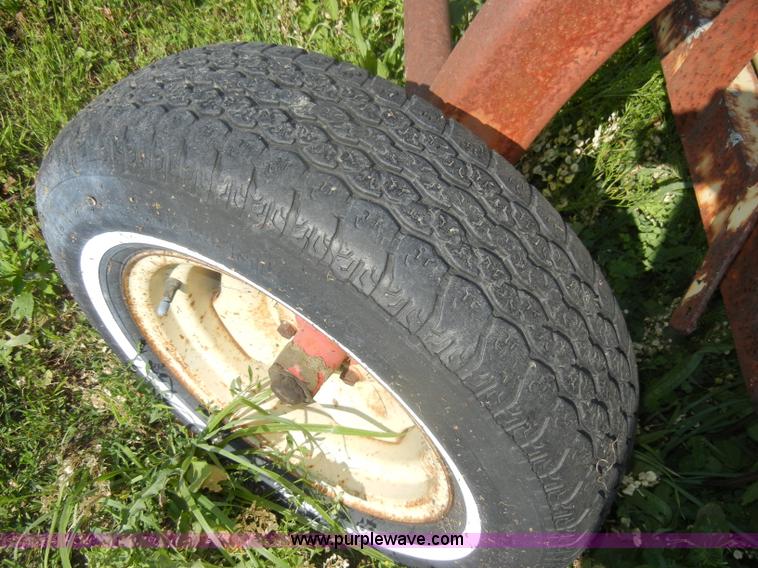 image for item N9763 New Holland 56 side rake