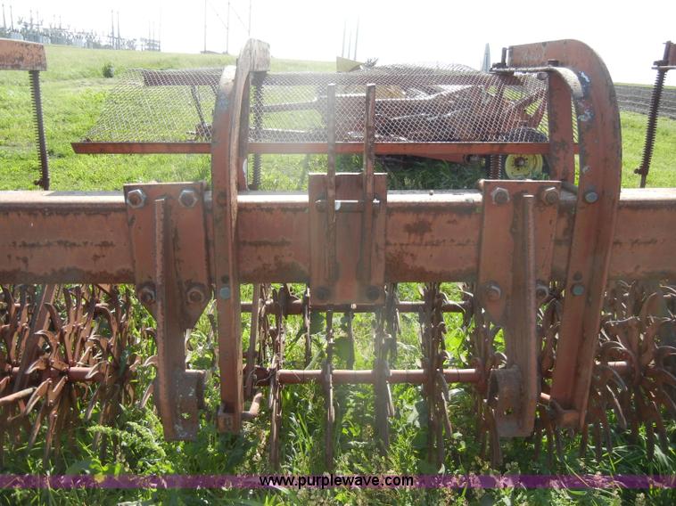 image for item N9764 International 300 20' rotary hoe