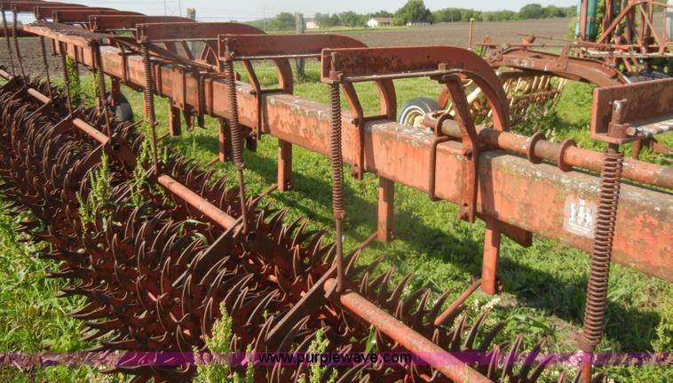 image for item N9764 International 300 20' rotary hoe