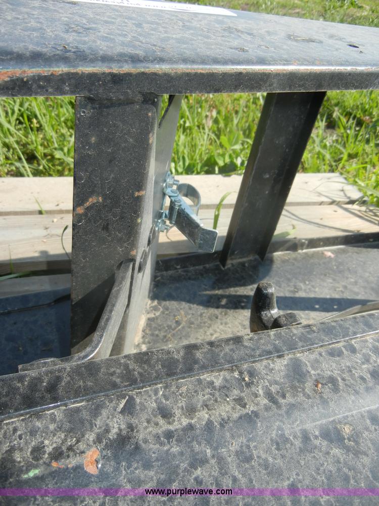 image for item N9767 Kinze seed planter unit display model