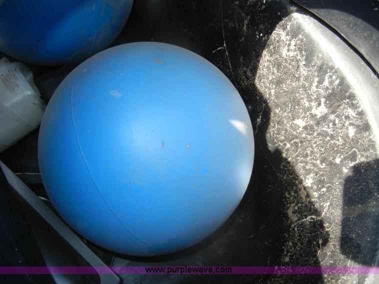 image for item N9774 Mirafount 3350 four hole waterer