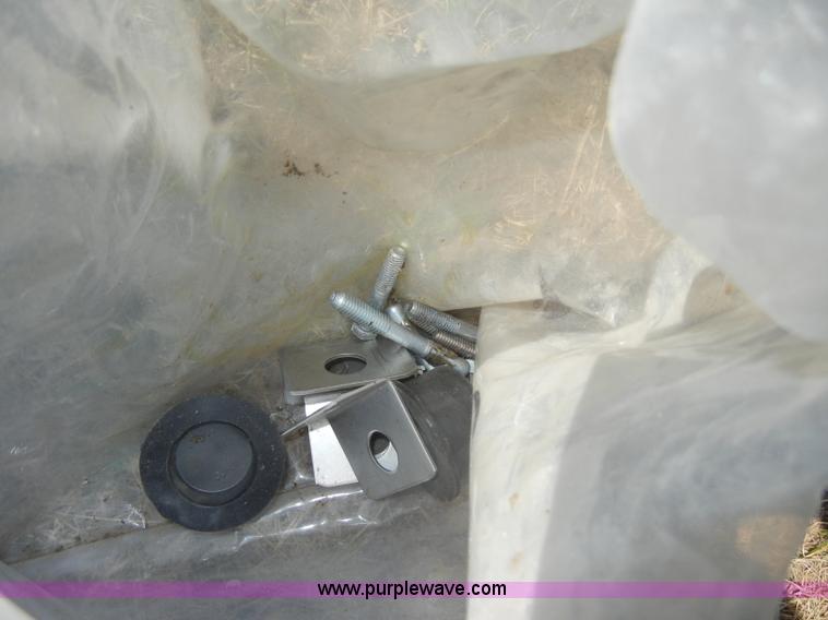 image for item N9774 Mirafount 3350 four hole waterer