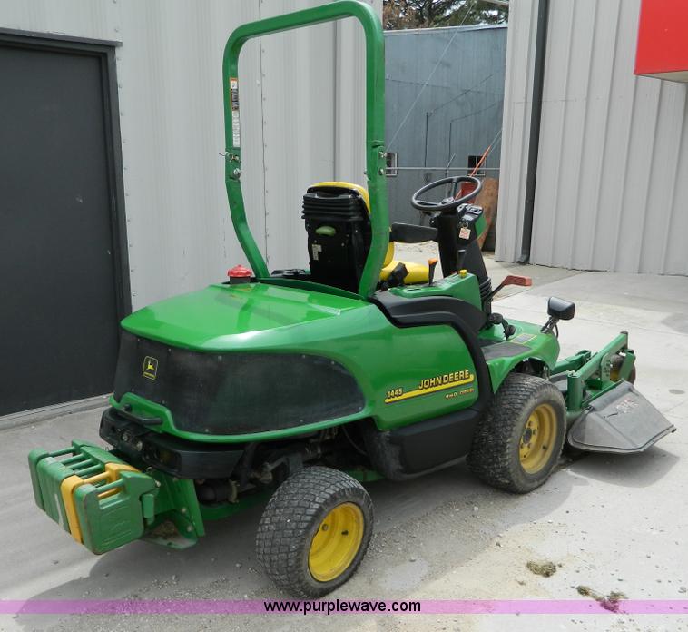 image for item T9849 John Deere 1445 lawn mower