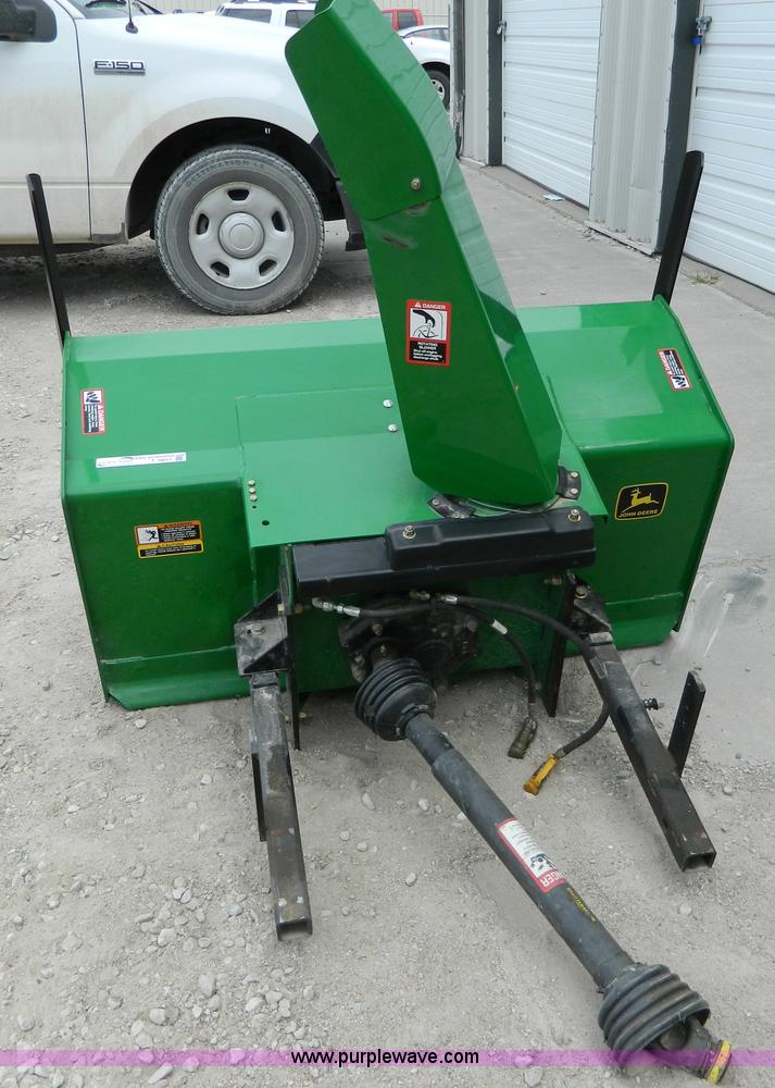 image for item T9851 John Deere 48" snow blower