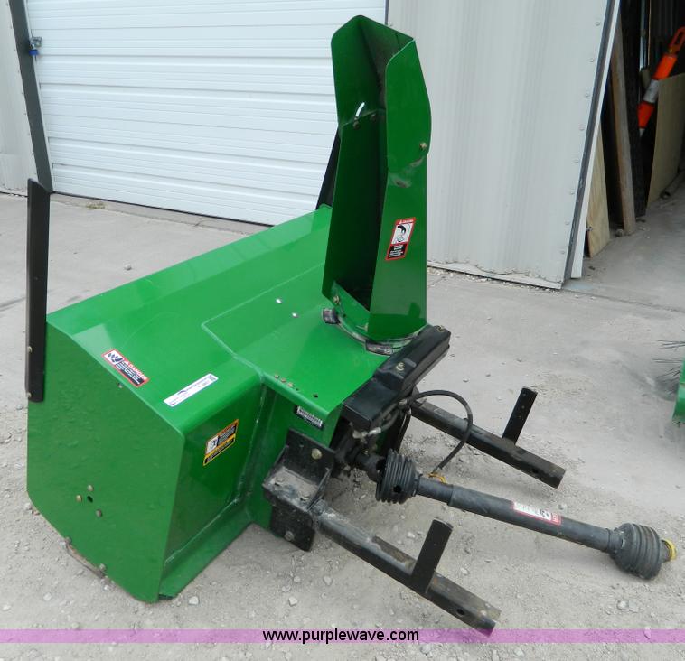 image for item T9851 John Deere 48" snow blower