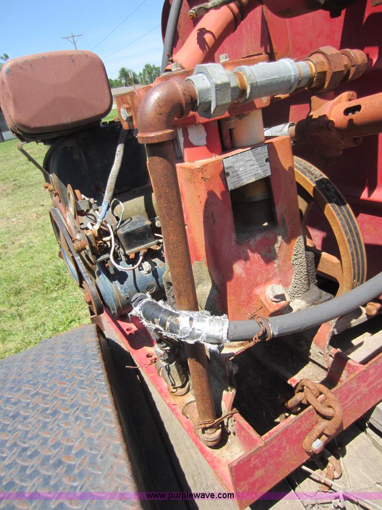 image for item V9086 John Bean R2020 sprayer
