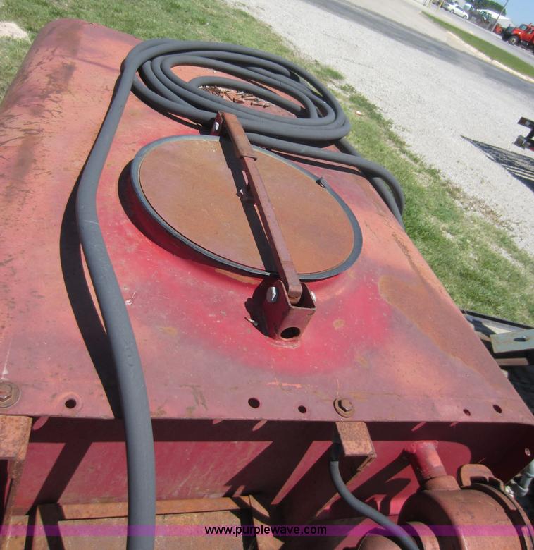 image for item V9086 John Bean R2020 sprayer