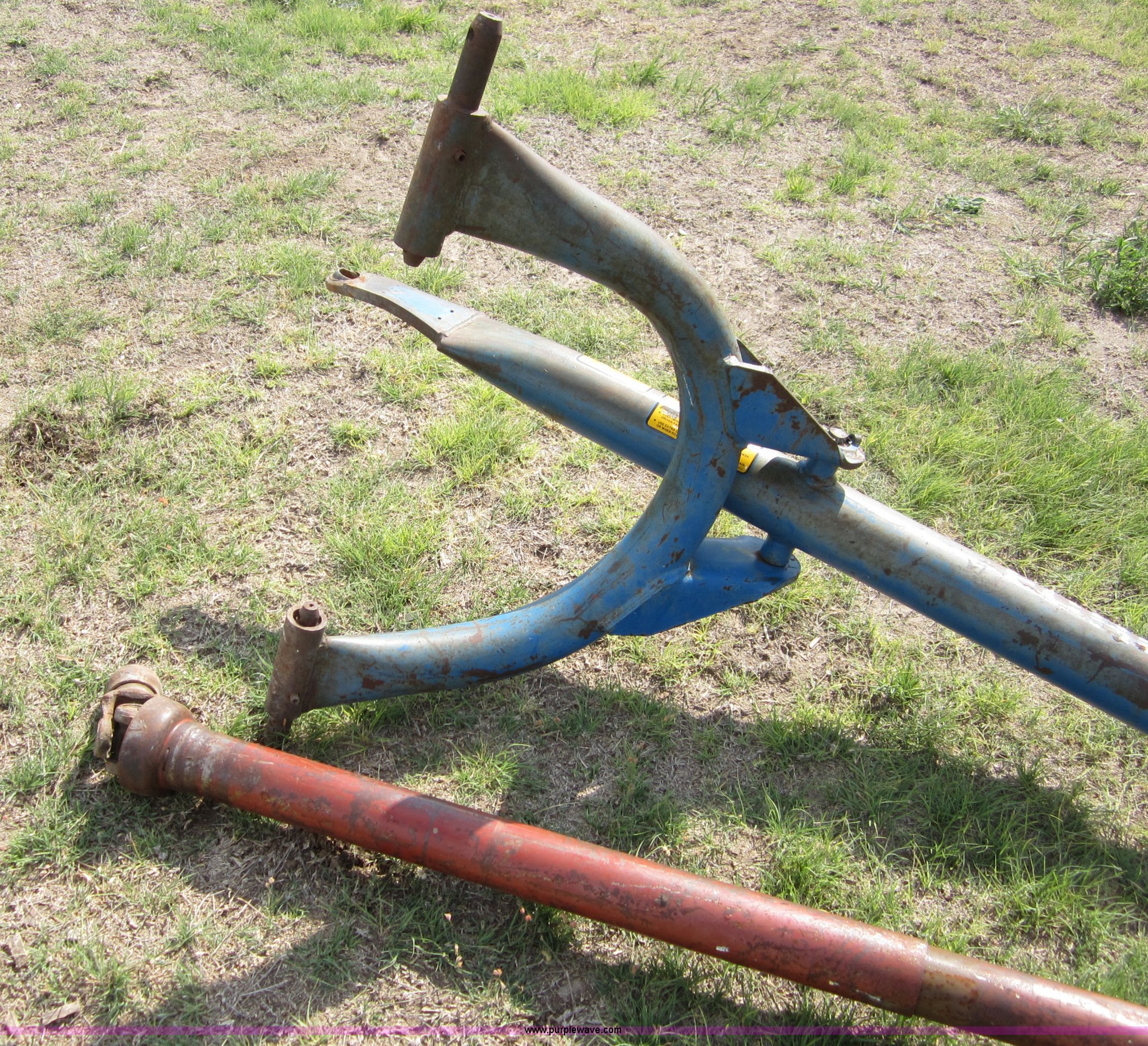 Ford 905 three point post hole digger in Spearville, KS Item A3882
