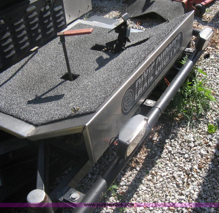 image for item A6385 Dixie Chopper XXW 4000 ZTR mower