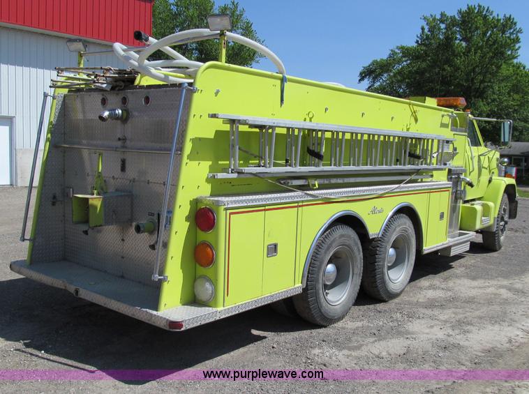 image for item A8314 1982 GMC Brigadier pumper tanker truck