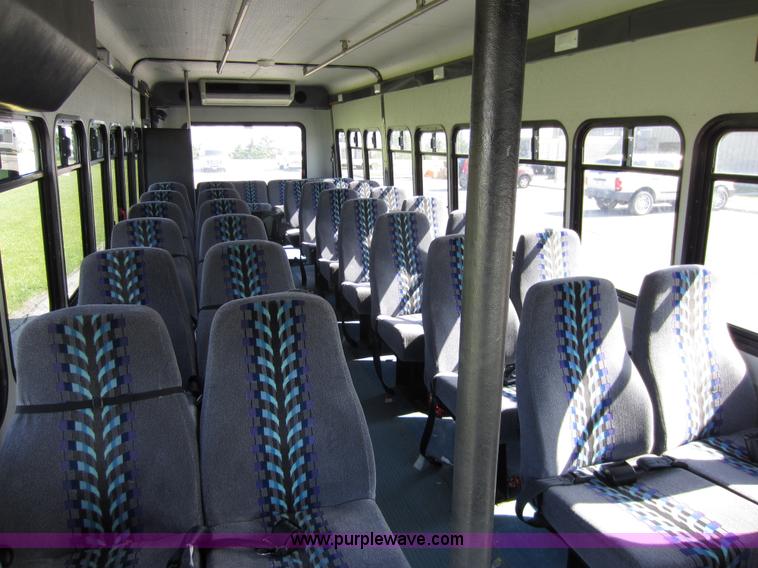 image for item B1266 1999 Coach Navistar International 3400 bus