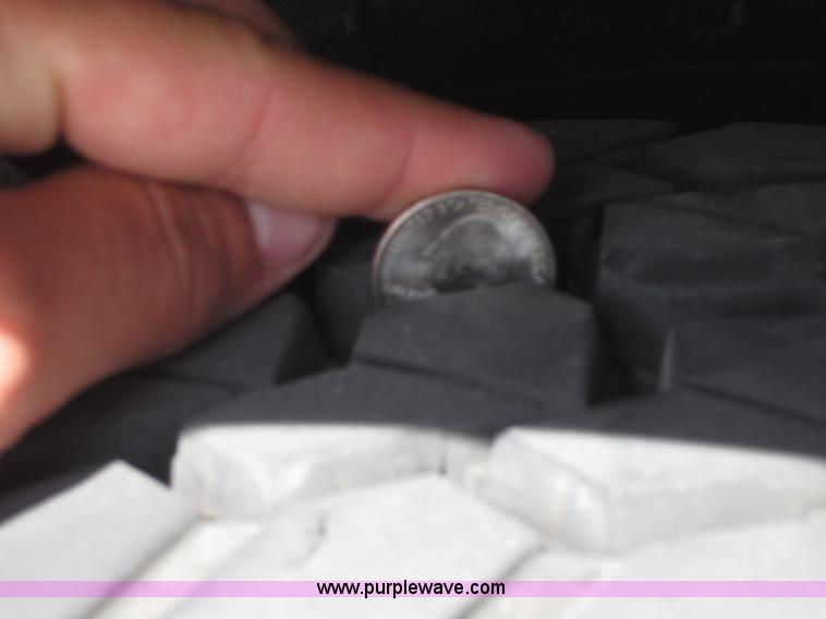 image for item B1266 1999 Coach Navistar International 3400 bus