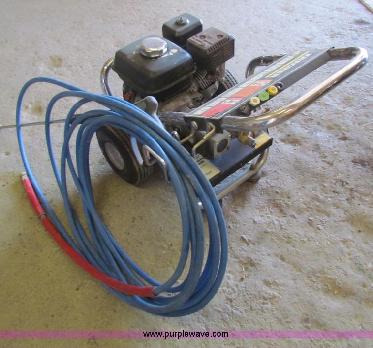 image for item B1311 Korcher pressure washer