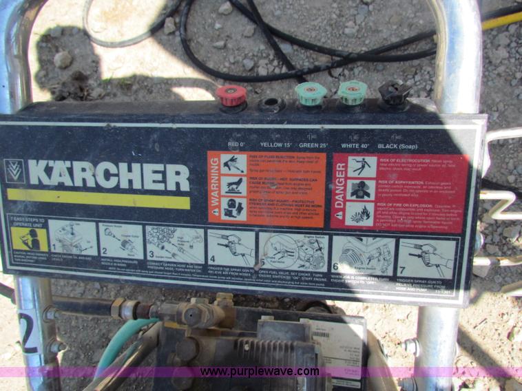 image for item B1312 Korcher pressure washer
