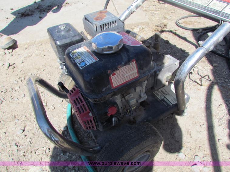 image for item B1312 Korcher pressure washer