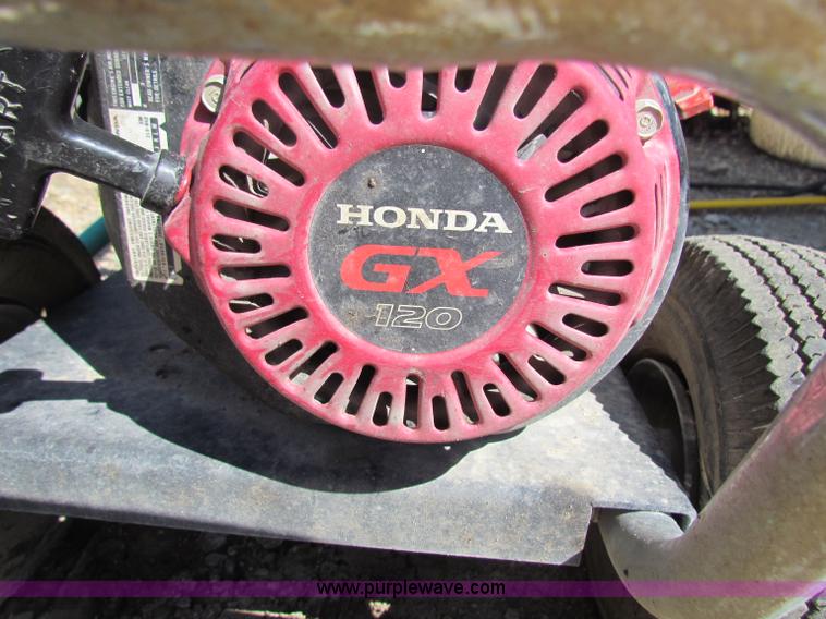 image for item B1312 Korcher pressure washer