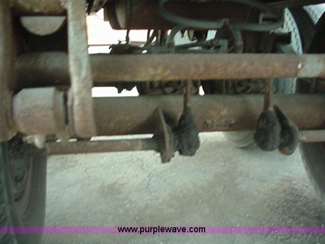 image for item B1317 1984 Dunham 45' storage semi trailer