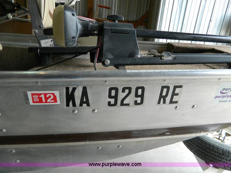 image for item B3682 Bass Tracker III 16' aluminum boat