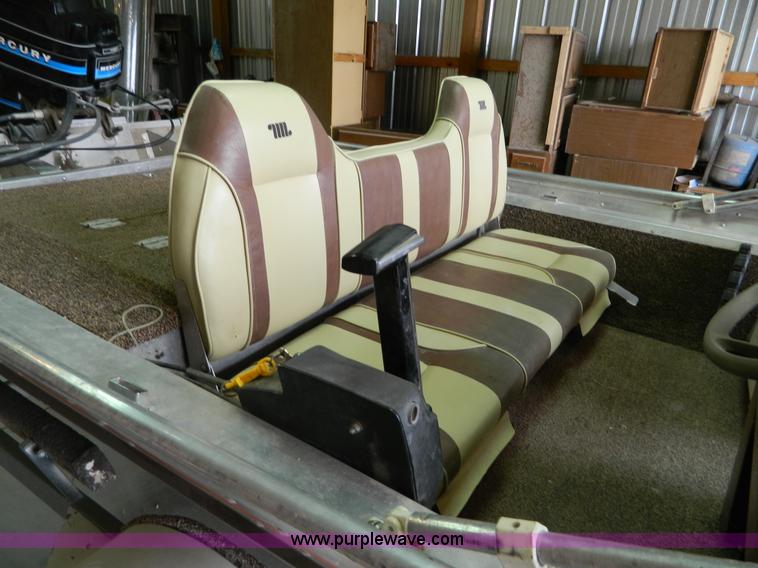 image for item B3682 Bass Tracker III 16' aluminum boat