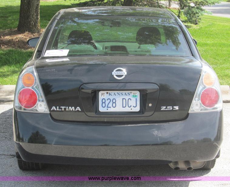 image for item B5148 2004 Nissan Altima