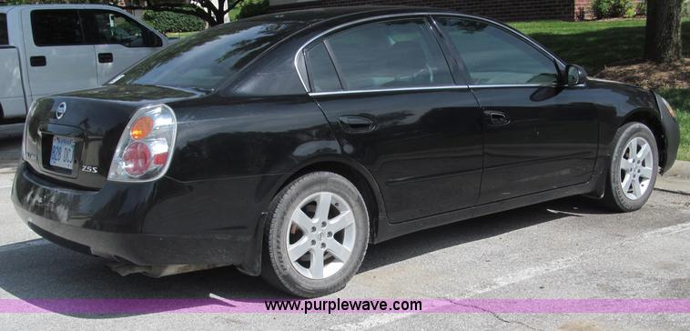 image for item B5148 2004 Nissan Altima