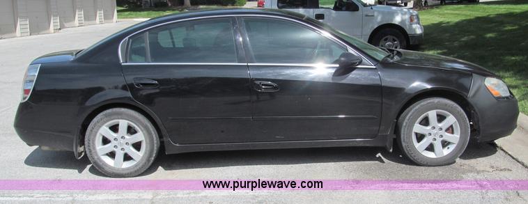 image for item B5148 2004 Nissan Altima