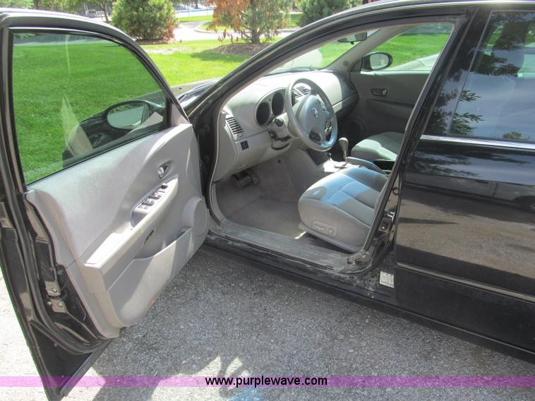 image for item B5148 2004 Nissan Altima
