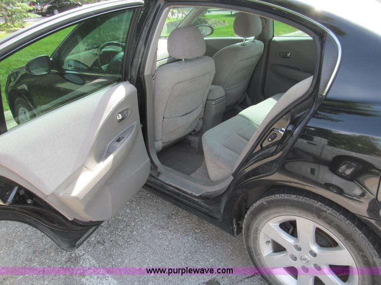 image for item B5148 2004 Nissan Altima