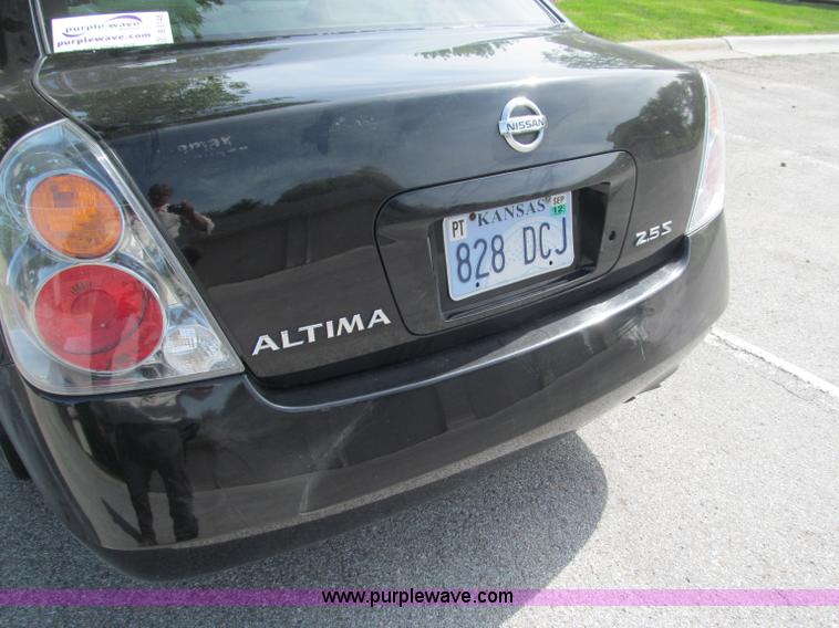 image for item B5148 2004 Nissan Altima