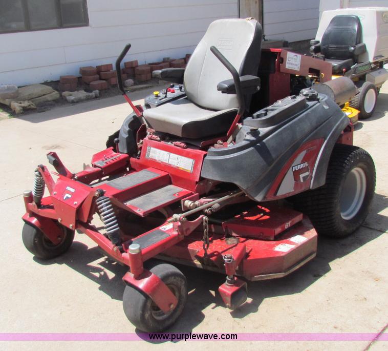 image for item B7271 Ferris 4500 lawn mower