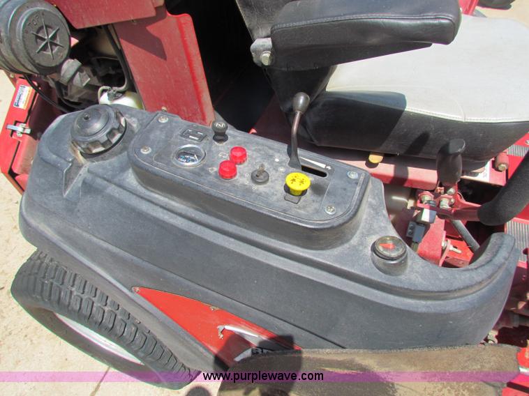 image for item B7271 Ferris 4500 lawn mower