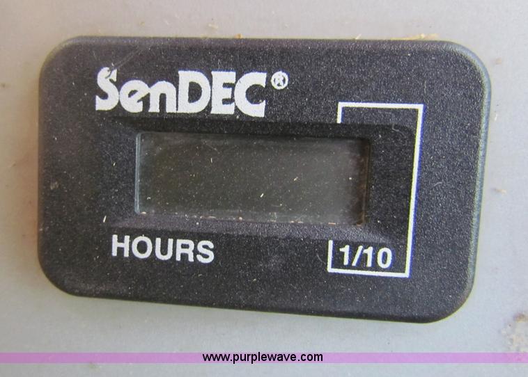 image for item B7273 2005 Walker lawn mower