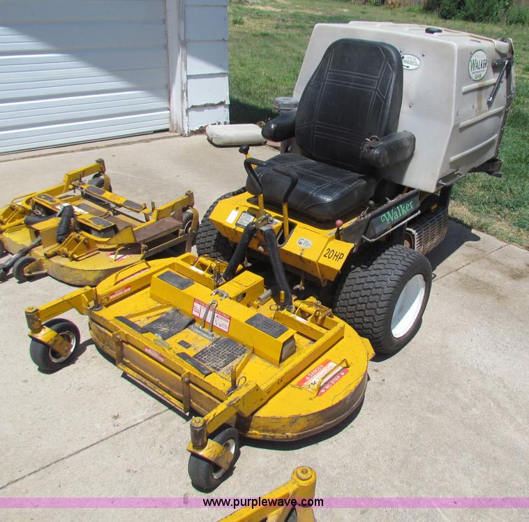 image for item B7274 1998 Walker lawn mower