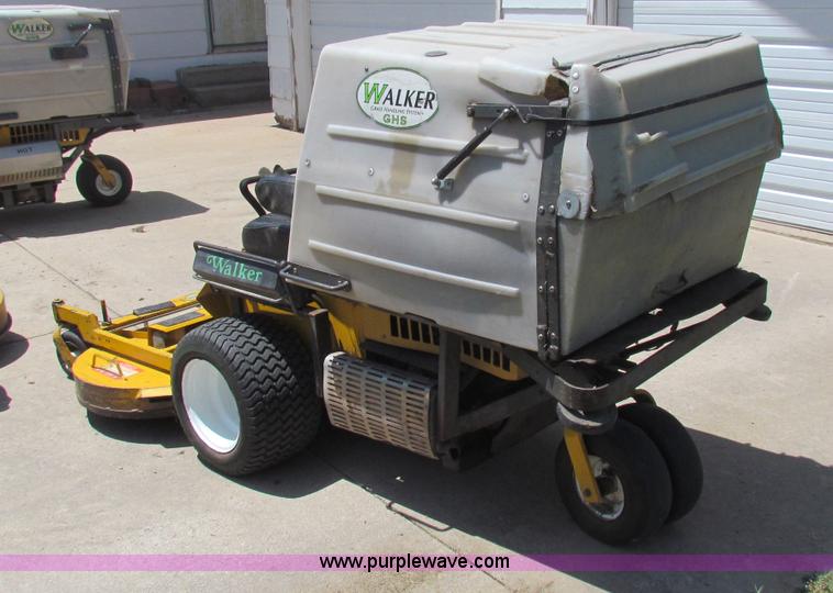 image for item B7274 1998 Walker lawn mower